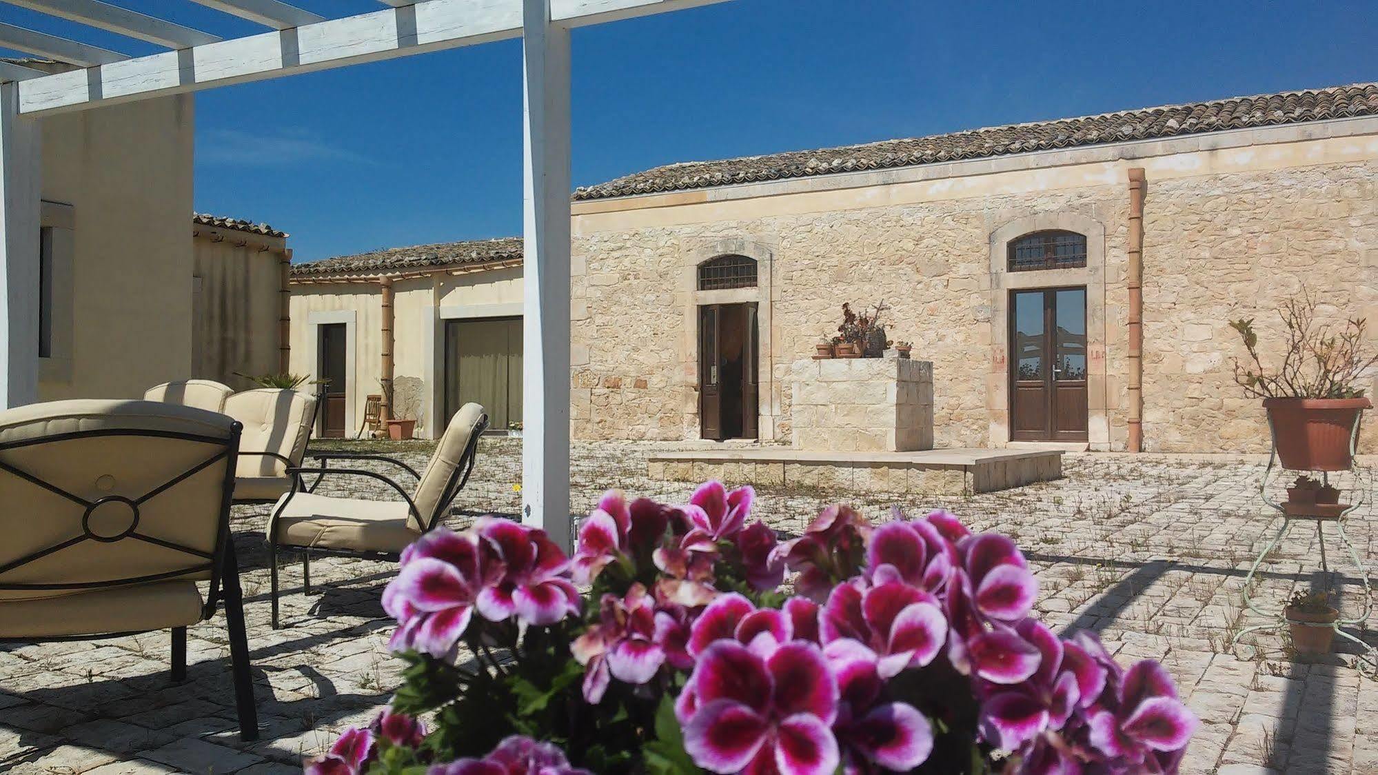 Agriturismo Gaia Noto Luaran gambar